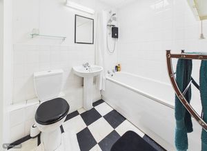 BATHROOM- click for photo gallery